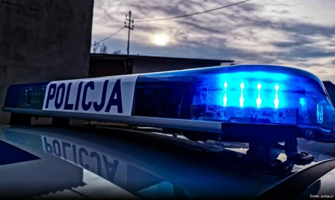 Policja poszukuje świadków przestępstwa przywłaszczenia karty bankomatowej w Sosnowcu